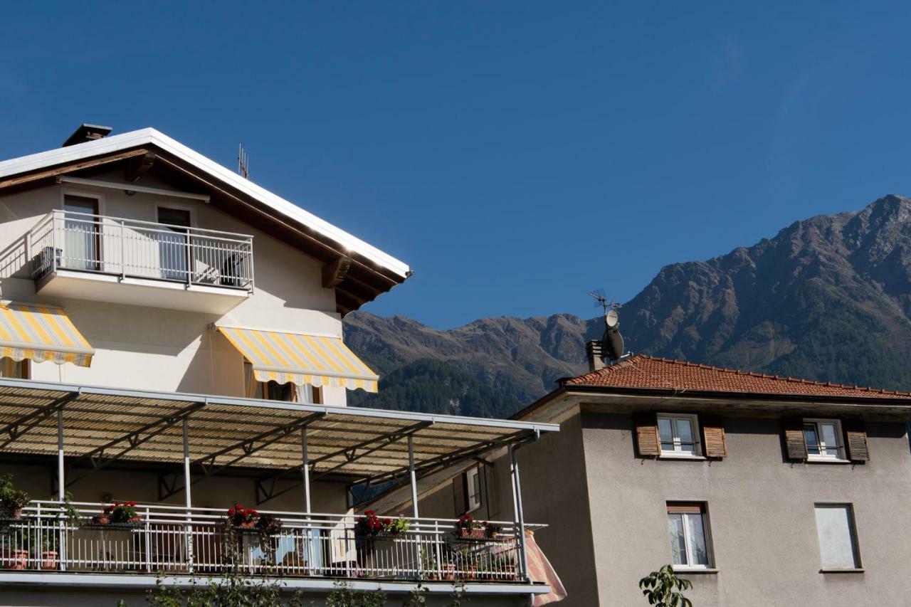 Romantic Home Sondalo Luaran gambar
